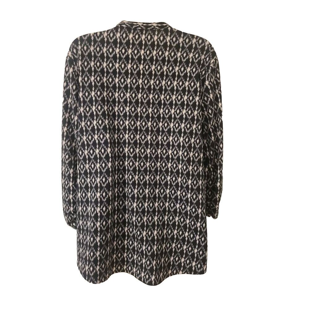 Faded Glory Women's XL Multicolor Geometric 3/4 Roll Tab Sleeve V-Neck Blouse - Picture 3 of 5